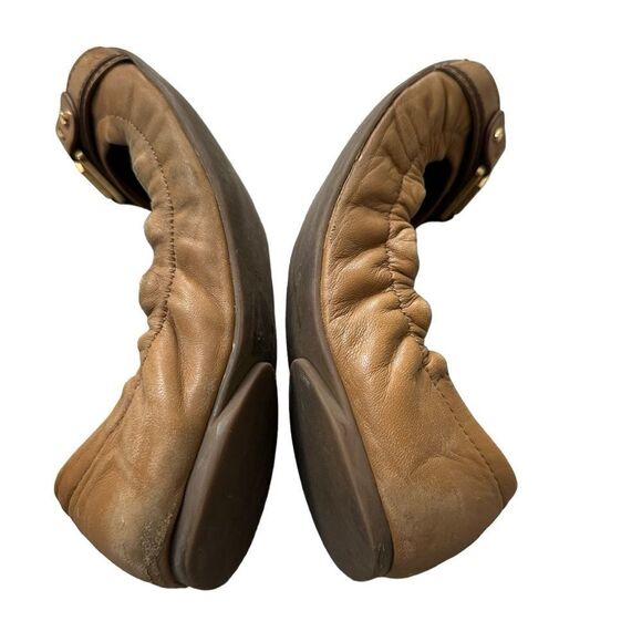 Tory Burch Ambrose flex sole ballet Flats camel tan Leather Scrunch flexible 6.5 - Picture 7 of 10